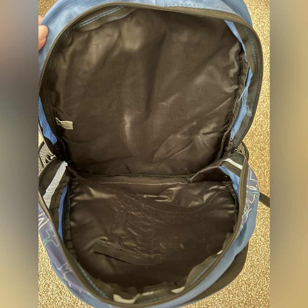 Under Armor Blue Backpack - Picture 5 of 7